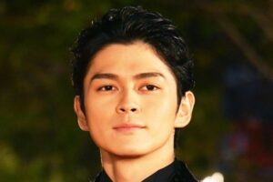 こんな眞栄田郷敦見たことない…！ 映画『ババンババンバンバンパイア』のSNSに現れた森長可が不穏な空気すぎる…