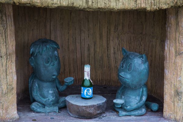 鳥取県境港市の水木しげるロードに並ぶ銅像【Getty Images】