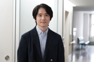 杉咲花主演医療ヒューマンドラマ。『アンメット ある脳外科医の日記』風間俊介＆中村映里子のゲスト出演決定＆コメント到着