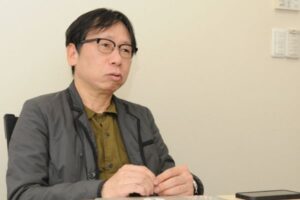 「見るたびに色々考えさせられる作品を目指したい」映画『あこがれの色彩』小島淳二監督インタビュー