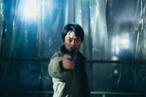 菅田将暉の銃を構える姿がかっこいい…映画『Cloud クラウド』ポスタービジュアル＆場面写真公開