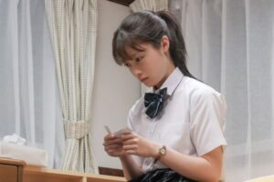 橋本環奈“結”が覚醒！ ギャルを束ねてパラパラ披露の意思を固める胸アツ展開。NHK朝ドラ『おむすび』レビュー