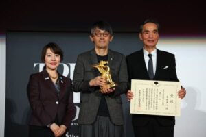 吉田大八監督作『敵』が3冠達成！ 東京グランプリ、主演男優賞、最優秀監督賞を受賞。第37回東京国際映画祭、各受賞作品発表