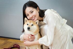 「のこちゃんの甘えた声に困りました」ドラマ『今日のさんぽんた』新谷ゆづみ＆のこ、インタビュー。信頼関係を築いた方法とは？