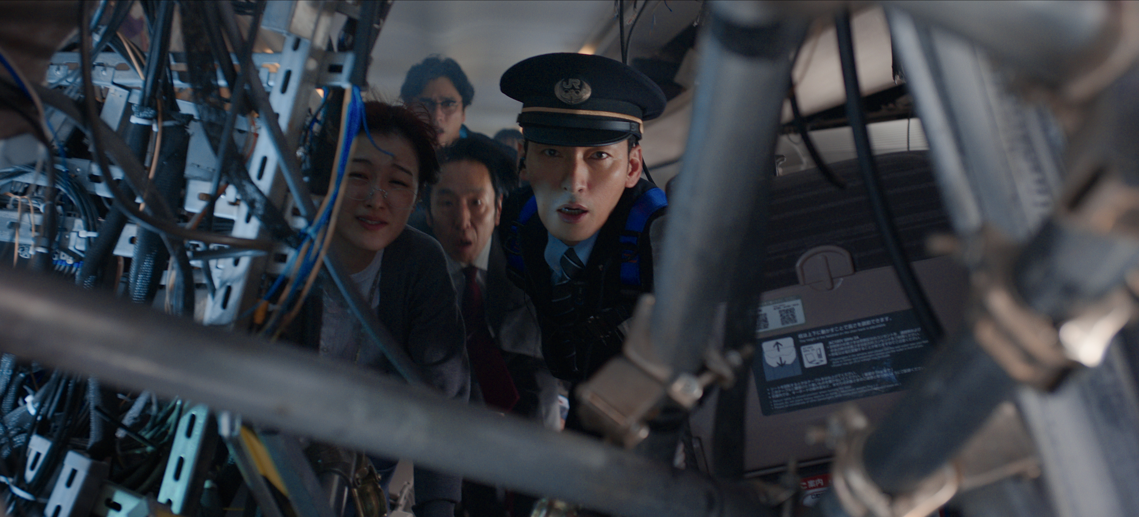 Netflix『新幹線大爆破』4月23日(水)より世界独占配信
