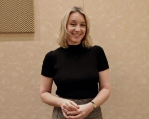 フランソワ・オゾン監督最新作『秋が来るとき』女優リュディヴィーヌ・サニエが、オゾン監督との20年ぶりのタッグについて語る