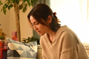 ドラマ『キャスター』第6話考察レビュー。中村アンの渾身の演技とは？ 阿部寛”進藤”の「正論」が視聴者に刺さるワケ【ネタバレ】