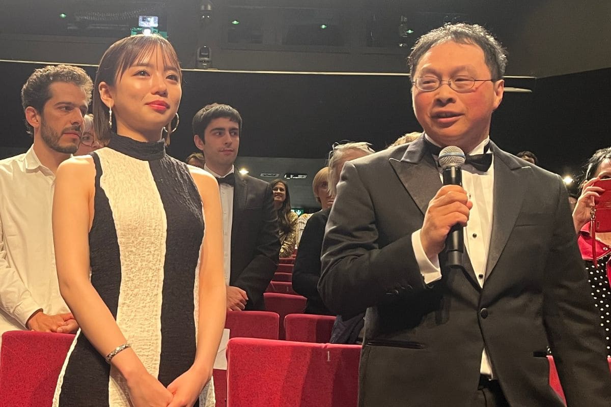 （左から）齊藤京子、深田晃司監督【写真：林瑞絵】