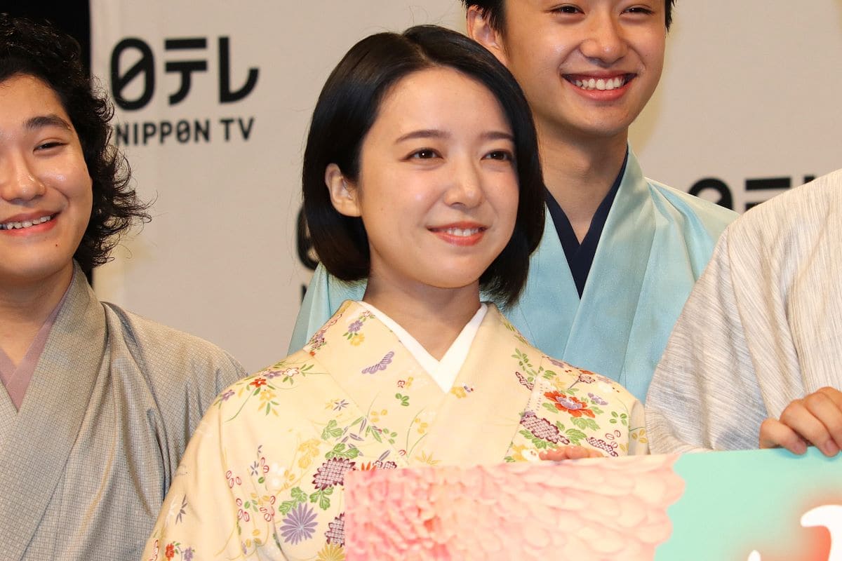 上白石萌音