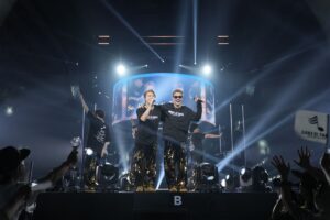 ATSUSHIがサプライズ登場「EXILE LIVE TOUR 2025 “WHAT IS EXILE”」写真到着！