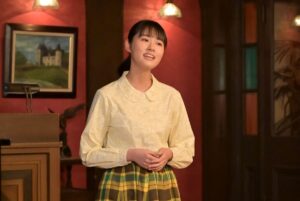 原菜乃華“メイコ”の歌声に聞き惚れる…NHK朝ドラ『あんぱん』大森元貴“いせたくや”と歌の練習をして「のど自慢」に挑戦！