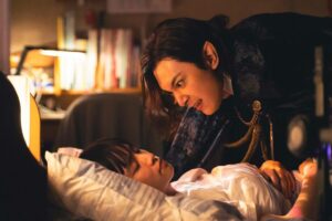 吉沢亮の振り切った演技が衝撃的…公開時期がズレて良かった理由とは？ 映画『ババンババンバンバンパイア』評価＆考察レビュー