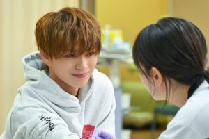 【写真】ドラマ『北くんがかわいすぎて手に余るので、3人でシェアすることにしました。』第1話劇中カット一覧
