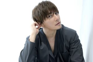 「演じたいという渇望感はなかった」ドラマ『死ぬほど愛して』成宮寛貴が8年間の空白と俳優業復帰への決意を語る。インタビュー