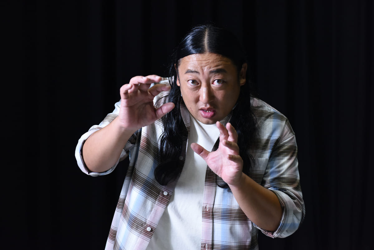 秋山竜次 写真：武馬怜子